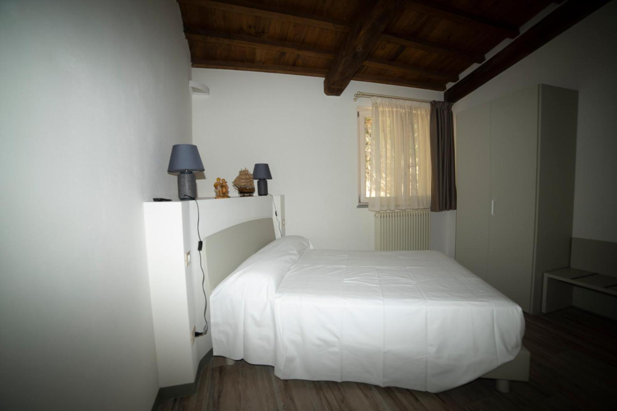 Casa Vacanze Raggio Di Sole Grotte  Bagian luar foto